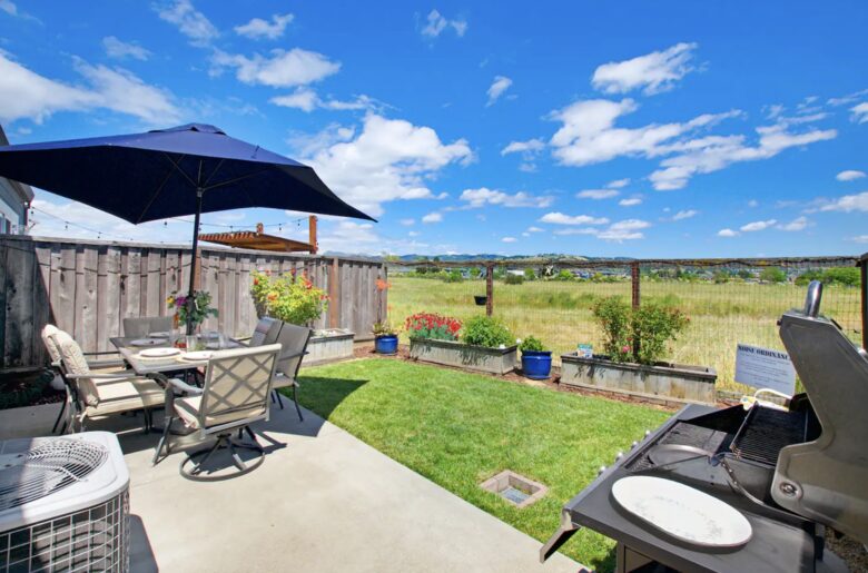 Winemaker's Delight in California’s Heart of the Russian River Valley Wine Region - Santa Rosa, California