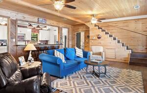 Toledo Bend Lakefront Lodge - Florien, Louisiana