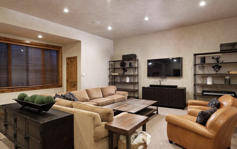 Aspen Highland's Ski-in-Ski-out Luxe - Aspen, Colorado