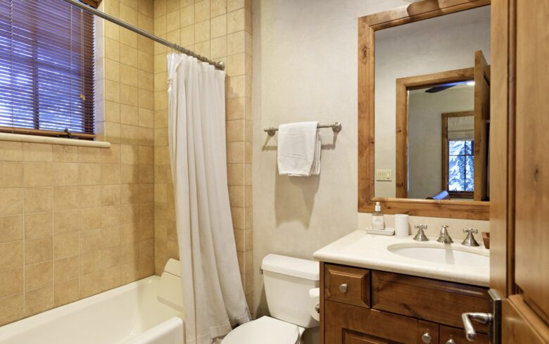 Aspen Highland's Ski-in-Ski-out Luxe - Aspen, Colorado