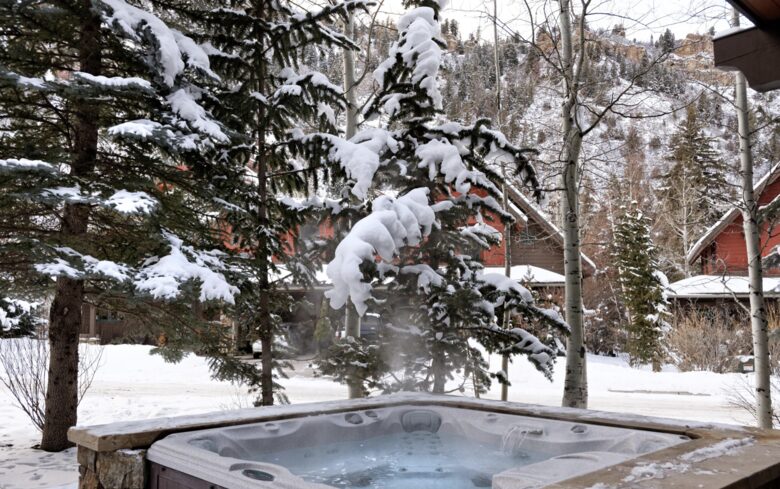 Aspen Highland's Ski-in-Ski-out Luxe - Aspen, Colorado