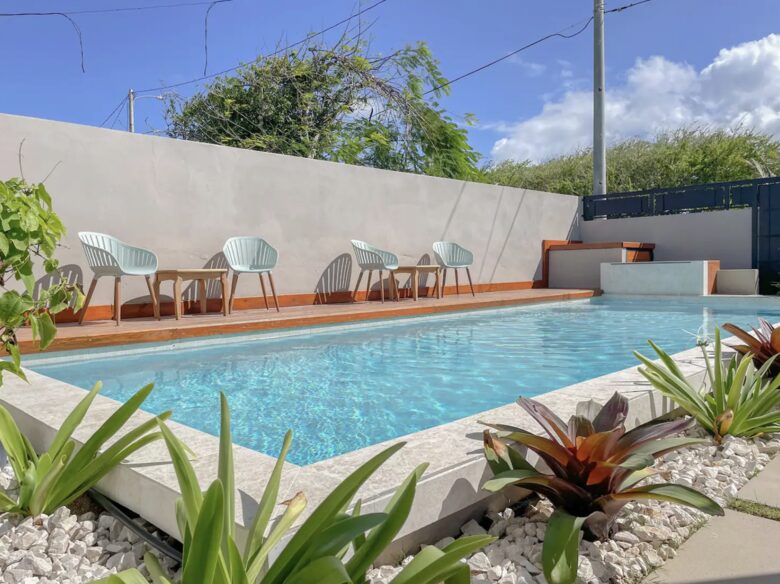 Oceanfront Escape with Private Beach Access in Vega Baja - Vega Baja, Puerto Rico