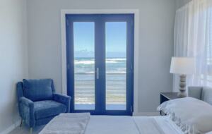 Oceanfront Escape with Private Beach Access in Vega Baja - Vega Baja, Puerto Rico