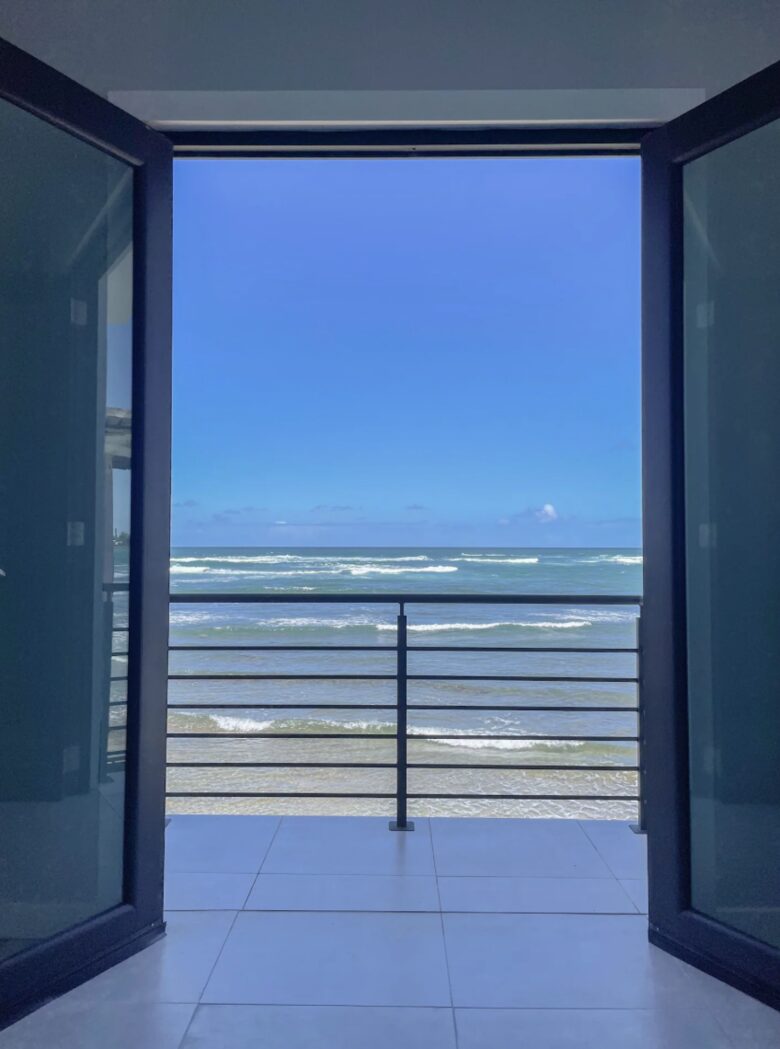 Oceanfront Escape with Private Beach Access in Vega Baja - Vega Baja, Puerto Rico