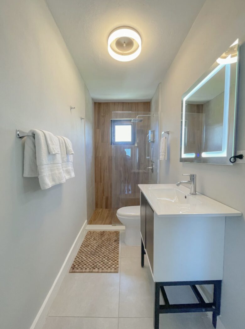 Oceanfront Escape with Private Beach Access in Vega Baja - Vega Baja, Puerto Rico