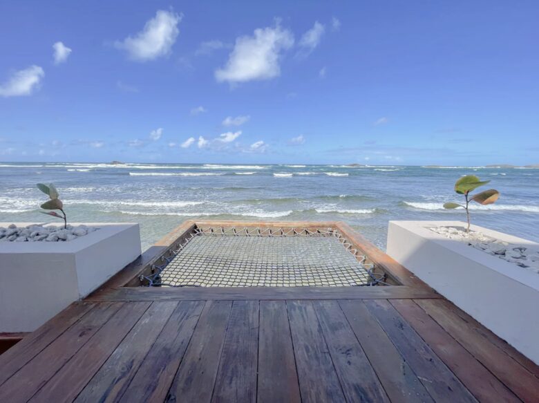 Oceanfront Escape with Private Beach Access in Vega Baja - Vega Baja, Puerto Rico