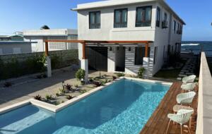 Oceanfront Escape with Private Beach Access in Vega Baja - Vega Baja, Puerto Rico
