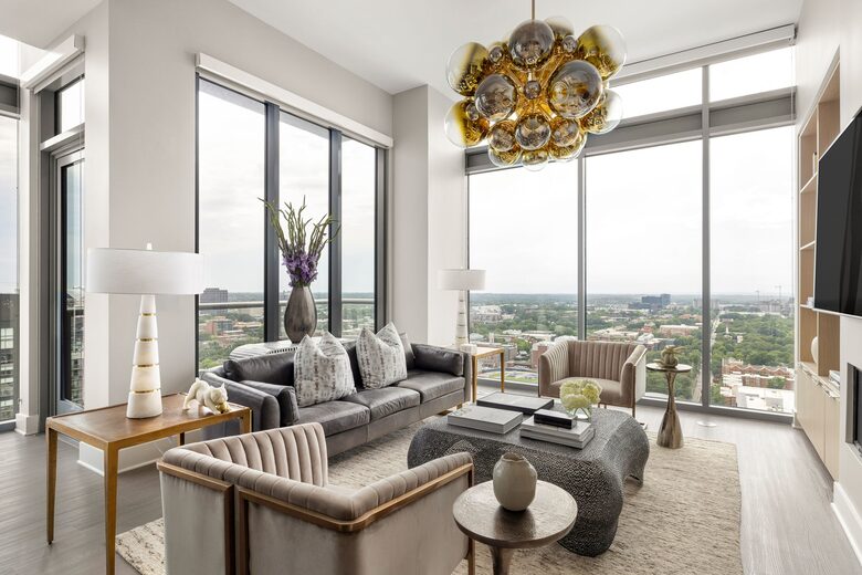 Panoramic Penthouse: Stunning Views of Atlanta's Skyline - Atlanta, Georgia