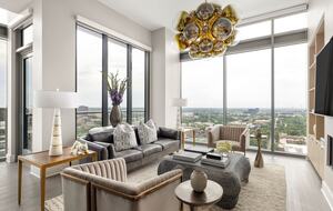 Panoramic Penthouse: Stunning Views of Atlanta's Skyline - Atlanta, Georgia