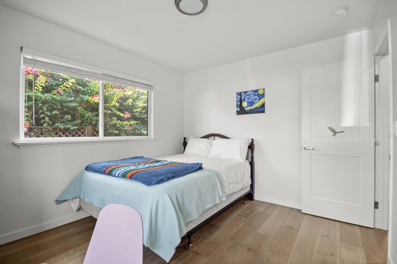 Bright Renovated Getaway | With Private Deck in San Francisco Bay Area - Campbell, California