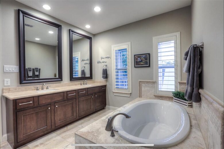 Chic Houston Retreat in Montrose - Houston, Texas