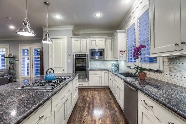Chic Houston Retreat in Montrose - Houston, Texas