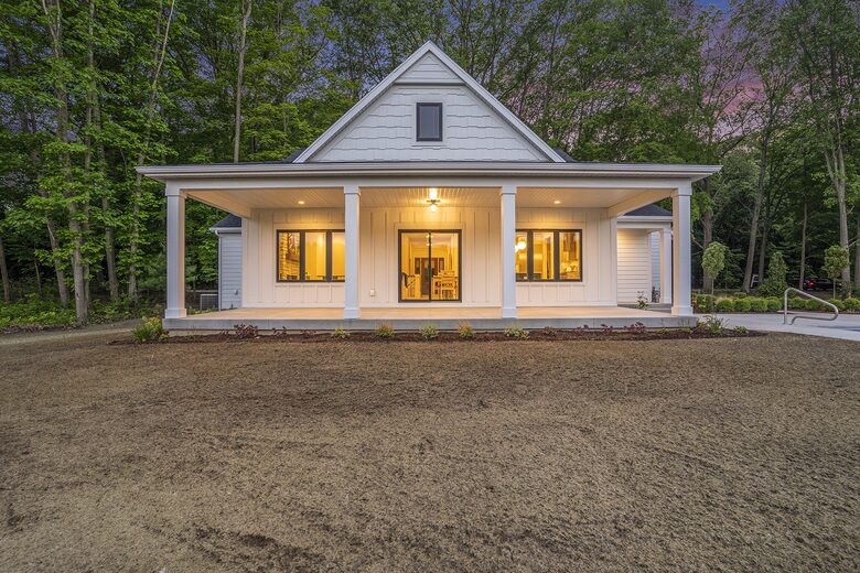 Saugatuck Bungalow - Saugatuck, Michigan