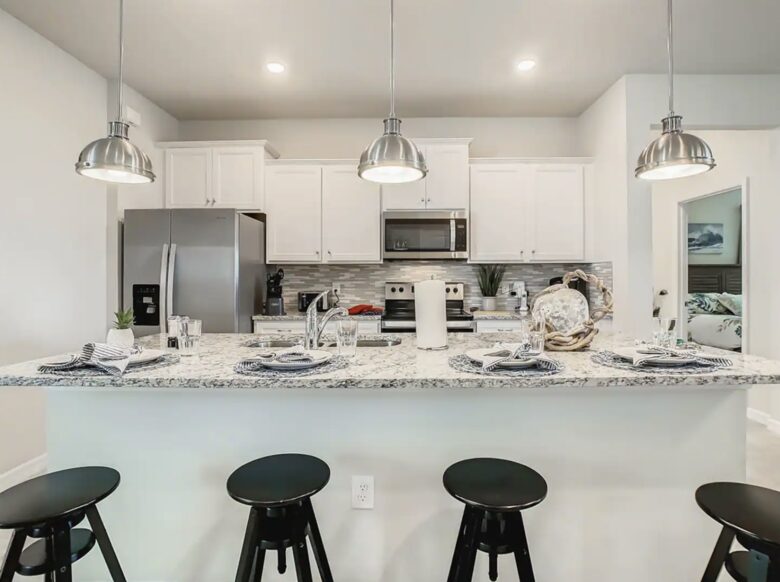 Kona Lane Hideaway | Near Disney with Resort Amenities - Davenport, Florida