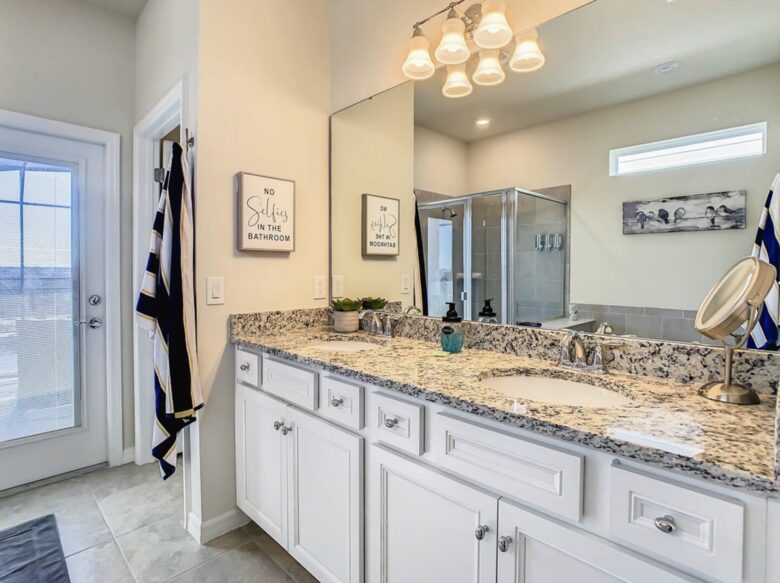 Kona Lane Hideaway | Near Disney with Resort Amenities - Davenport, Florida