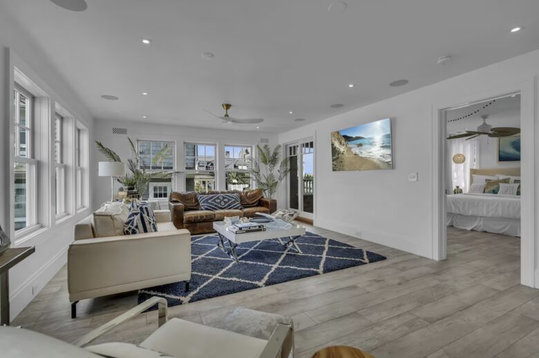Stunning Mantoloking Beach House - Mantoloking, New Jersey