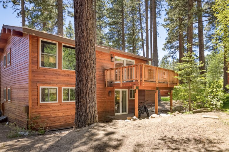 Stylish Modern Lake Tahoe Cabin - Incline Village, Nevada
