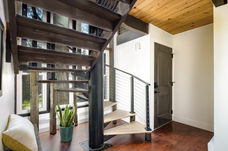 Stylish Modern Lake Tahoe Cabin - Incline Village, Nevada