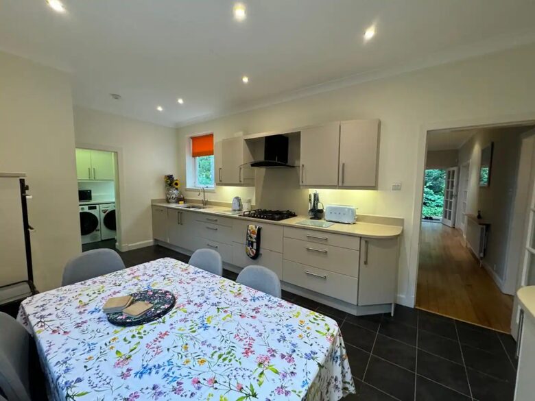 Luxury Cramond Villa - Cramond, Edinburgh, United Kingdom