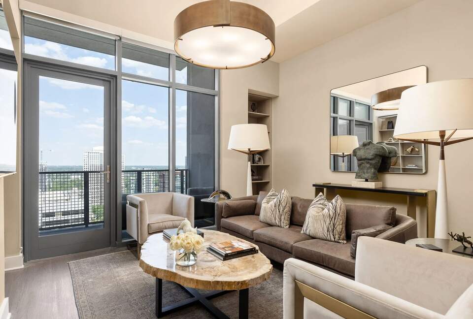 Skyline Penthouse with Breathtaking City Views - Atlanta, Georgia