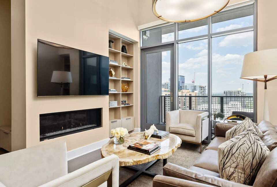 Skyline Penthouse with Breathtaking City Views - Atlanta, Georgia