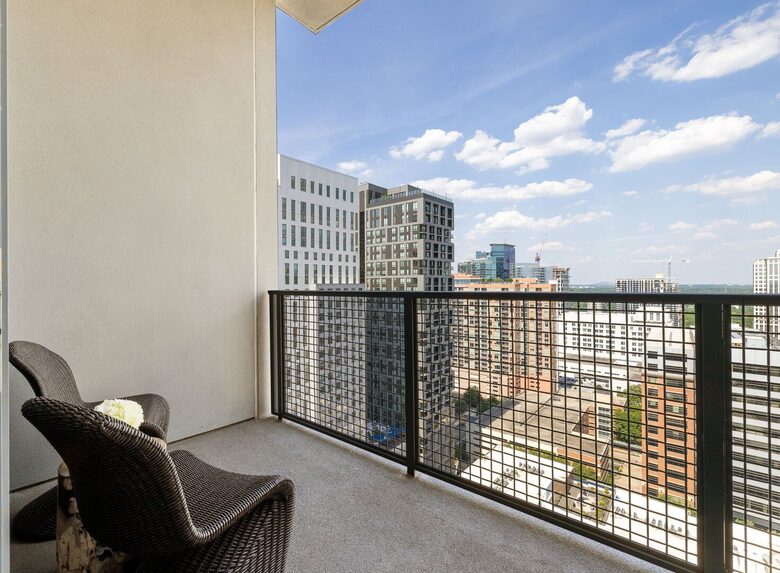 Skyline Penthouse with Breathtaking City Views - Atlanta, Georgia