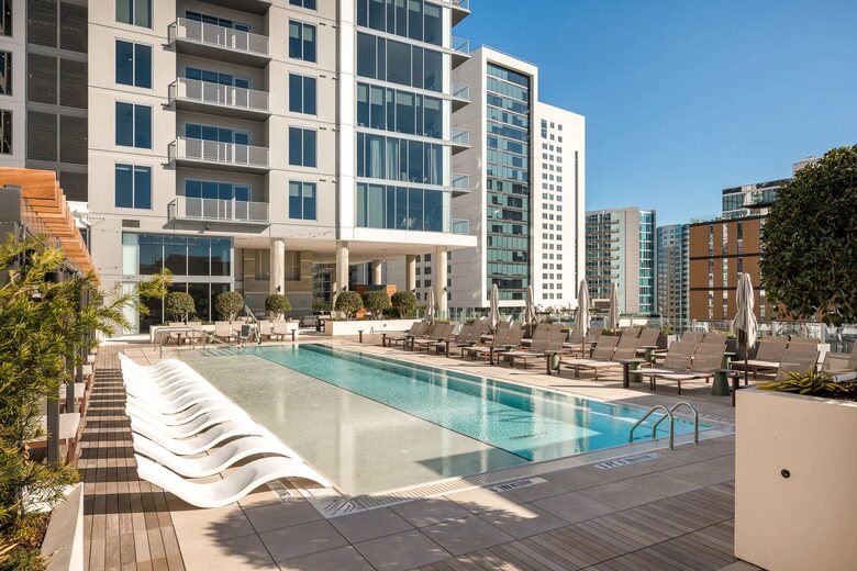Sovereign Penthouse: Stunning Atlanta's Views - Atlanta, Georgia