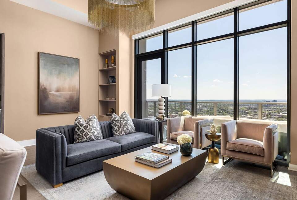 Sovereign Penthouse: Stunning Atlanta's Views - Atlanta, Georgia