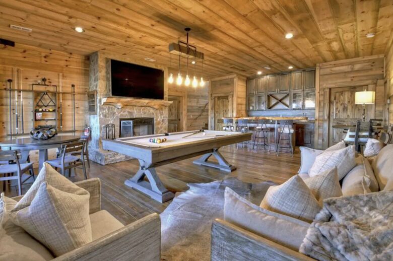 Heights Haven Lodge | Blue Ridge Views & Luxury Living - Cherry Log, Georgia