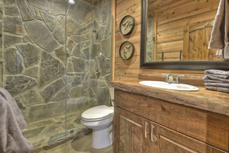 Heights Haven Lodge | Blue Ridge Views & Luxury Living - Cherry Log, Georgia