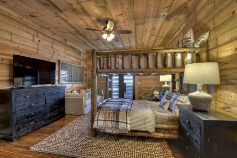 Heights Haven Lodge | Blue Ridge Views & Luxury Living - Cherry Log, Georgia