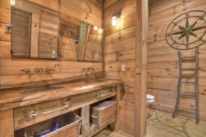 Heights Haven Lodge | Blue Ridge Views & Luxury Living - Cherry Log, Georgia