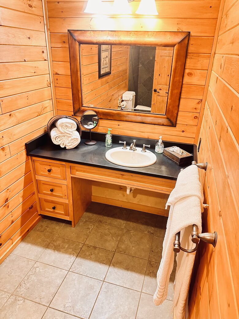 Dream Ranch Lodge & Hunting Preserve - Guntersville, Alabama