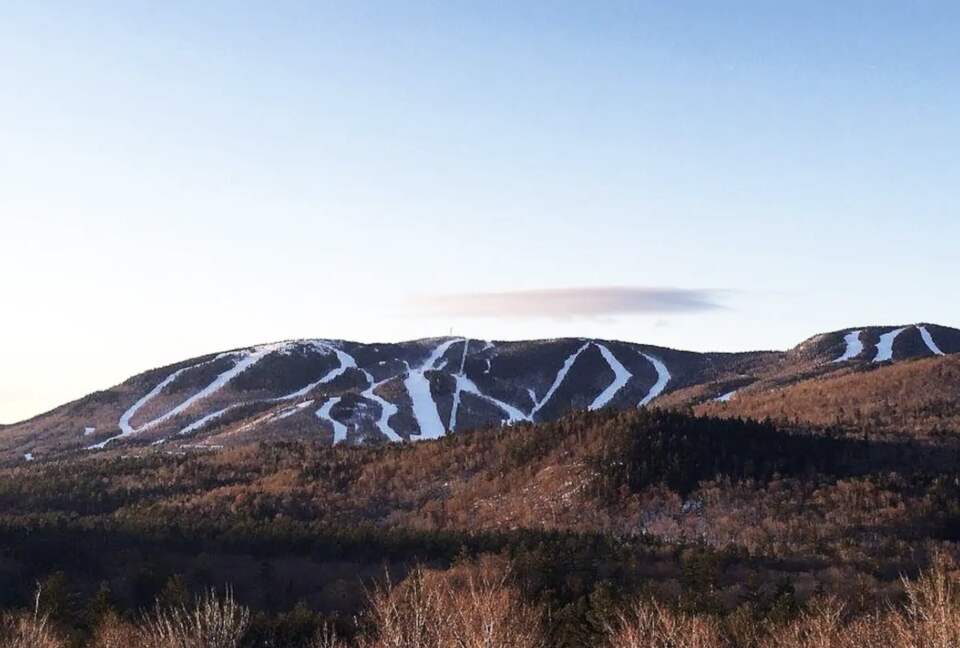 Sunday River Getaway | Minutes from the Mountain! - Newry, Maine