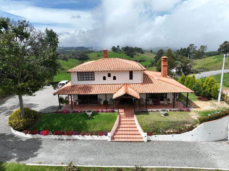 Finca Villa Rosales - Medellin, Colombia
