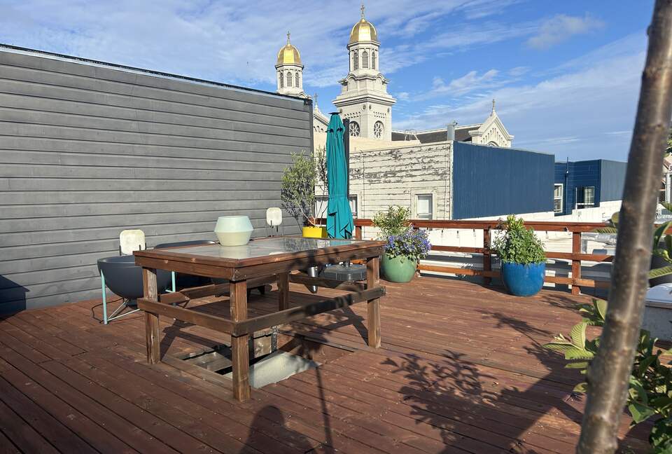 West Soma Oasis: 2-Bedroom Condo + Studio - San Francisco, California