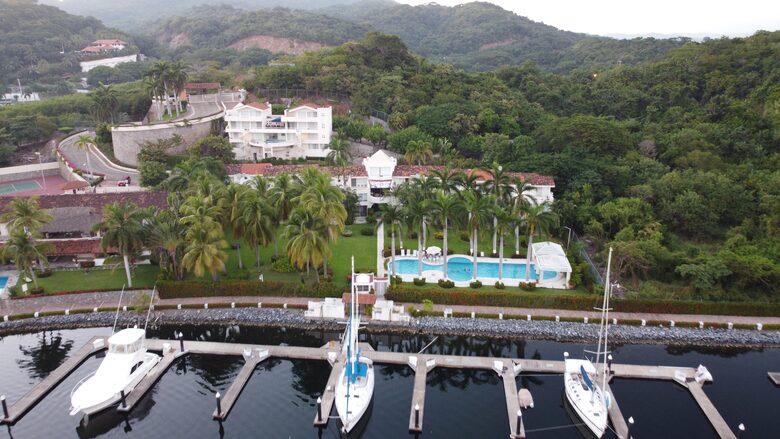 Private Marina-front Villa - Ixtapa Zihuatanejo, Mexico