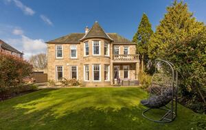 Luxury Cramond Villa - Cramond, Edinburgh, United Kingdom