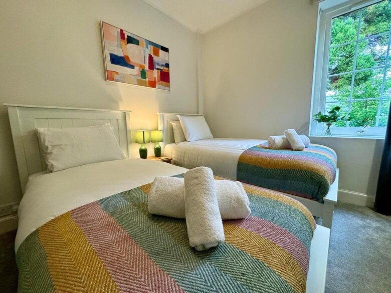 Luxury Cramond Villa - Cramond, Edinburgh, United Kingdom