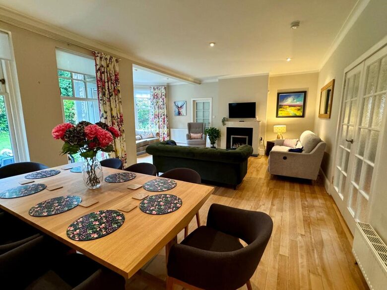 Luxury Cramond Villa - Cramond, Edinburgh, United Kingdom
