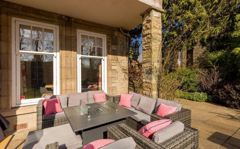 Luxury Cramond Villa - Cramond, Edinburgh, United Kingdom