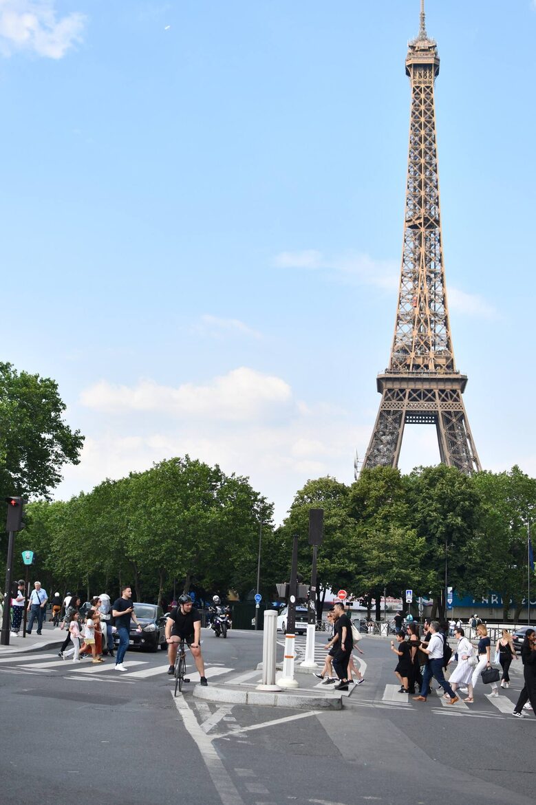 Eiffel Tower 2 Beds Apartment - Paris, France