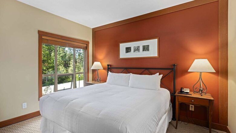 Master Bedroom with King Bed.