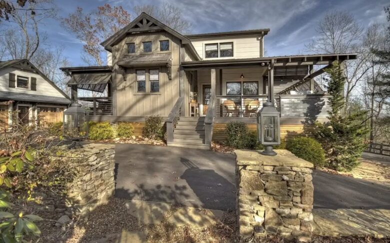 Luxury Family Compound in Blue Ridge | Amazing Outdoor Spaces and Close to Lake, River and Town - Blue Ridge, Georgia