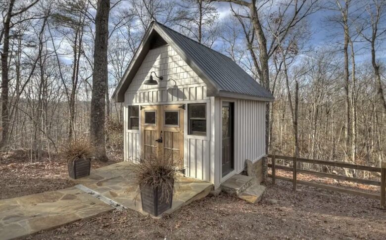 Luxury Family Compound in Blue Ridge | Amazing Outdoor Spaces and Close to Lake, River and Town - Blue Ridge, Georgia