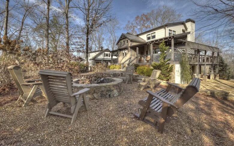 Luxury Family Compound in Blue Ridge | Amazing Outdoor Spaces and Close to Lake, River and Town - Blue Ridge, Georgia