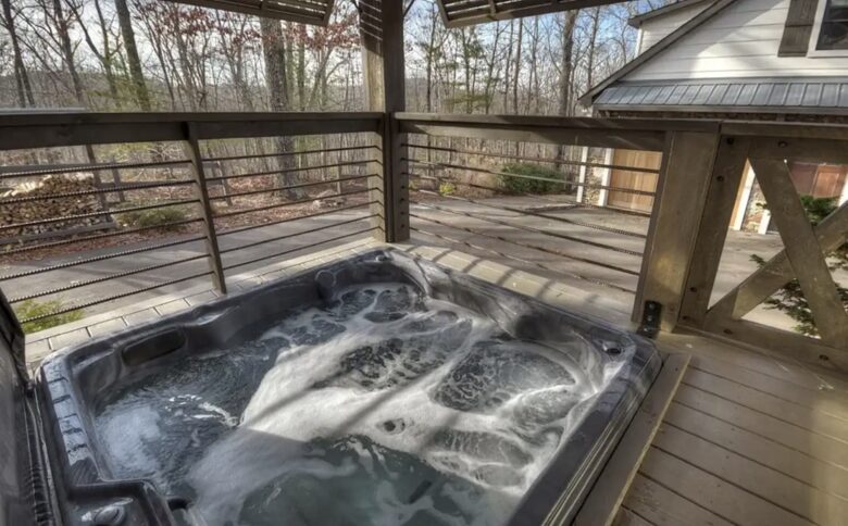 Luxury Family Compound in Blue Ridge | Amazing Outdoor Spaces and Close to Lake, River and Town - Blue Ridge, Georgia
