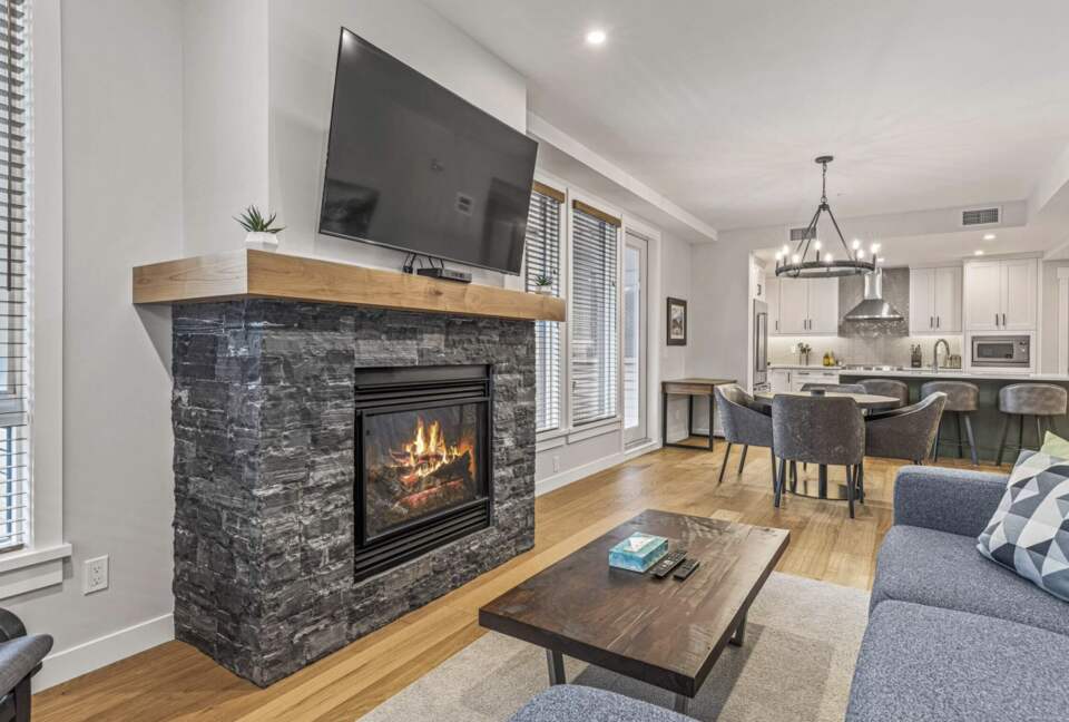 Tamarack Lodge | One-Bedroom Villa - Canmore, Canada