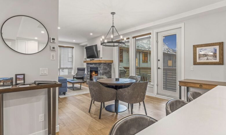 Tamarack Lodge | One-Bedroom Villa - Canmore, Canada