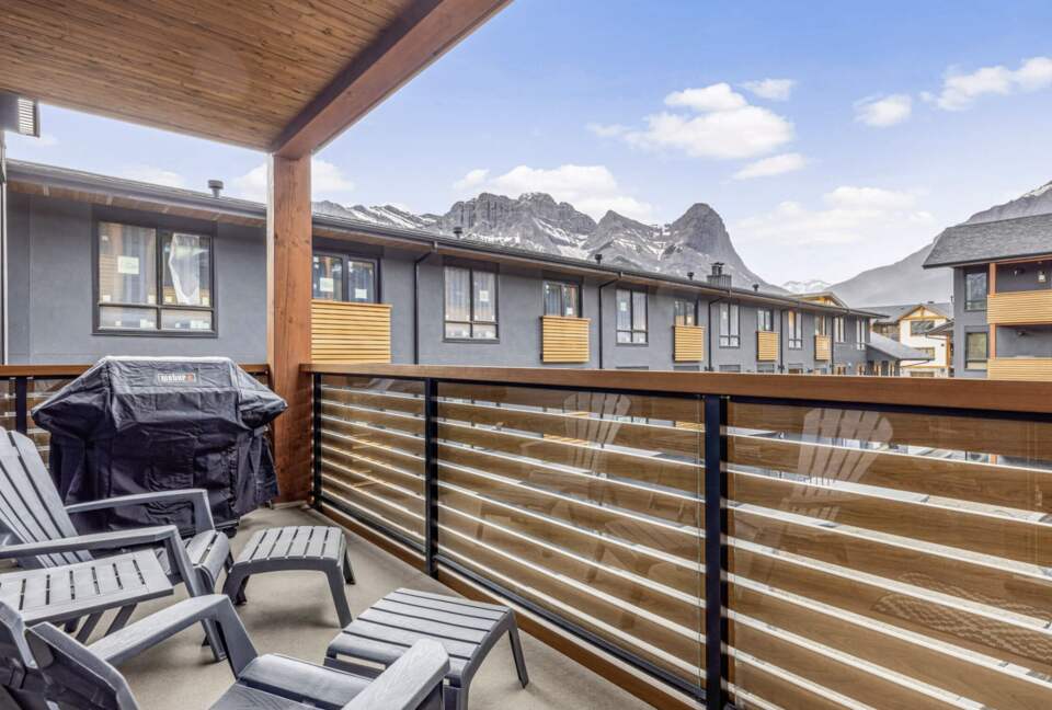 Tamarack Lodge | One-Bedroom Villa - Canmore, Canada